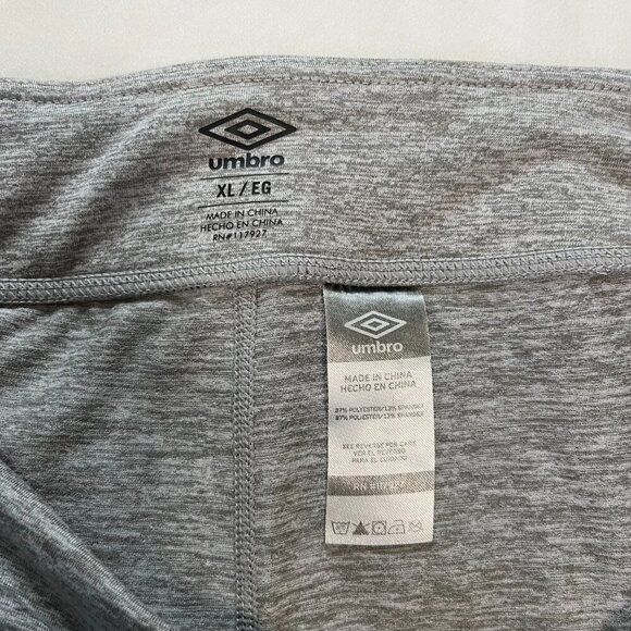 Umbro Gray White Black High Waist Athletic Workout 3/4 Leggings | Size XL - Picture 4 of 7